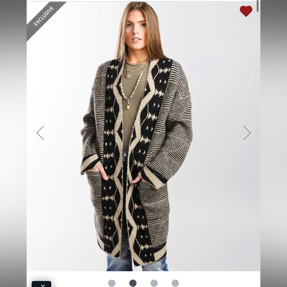 Geo Print Cardigan Sweater*sz small Buckle Black